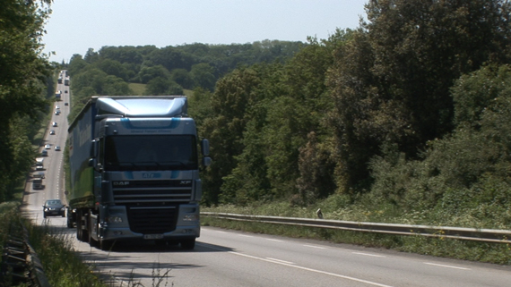 DAF-ATE-XF-sur-route.jpg