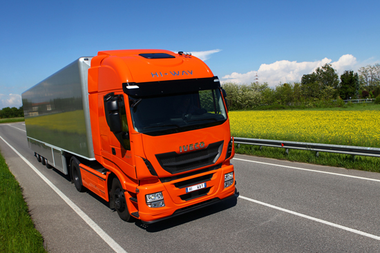 Iveco-Stralis-High-Way.jpg